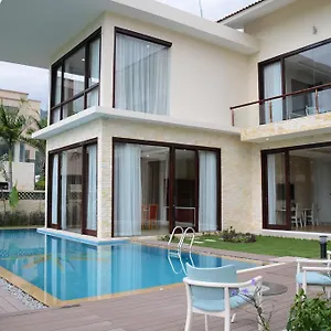 Diamond Bay Golf And Курортный комплекс