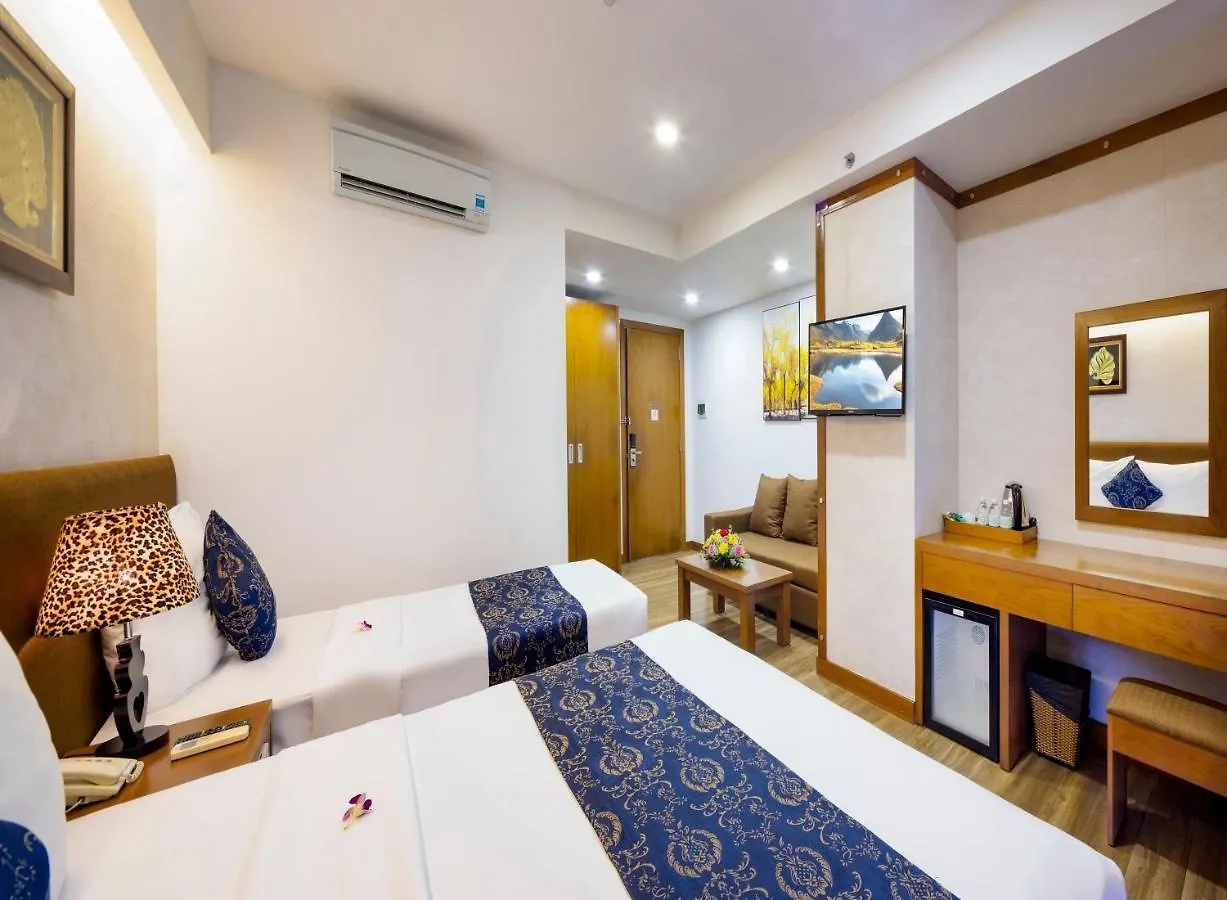 Saphia Hotel Нячанг