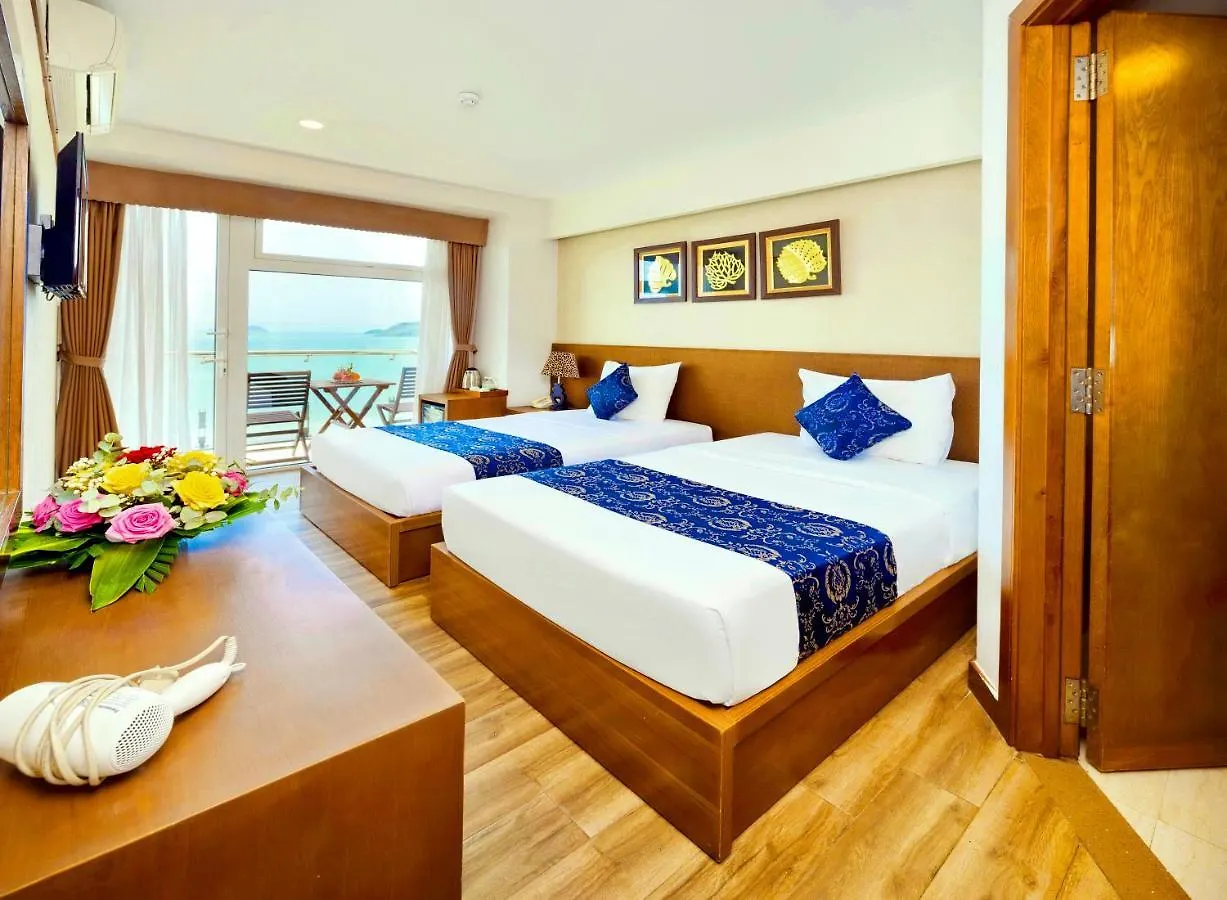 Saphia Hotel Нячанг